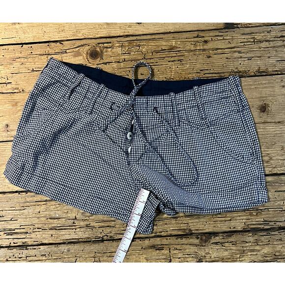 Guess Jeans Women's Jogger Shorts Woman’s Size 29 Excellent Pre Owned Condition - Picture 4 of 6